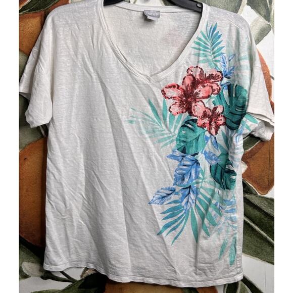 Chicos Size 1 Medium Floral Short Sleeve Linen Blend Tee Shirt V Neck - Picture 1 of 5